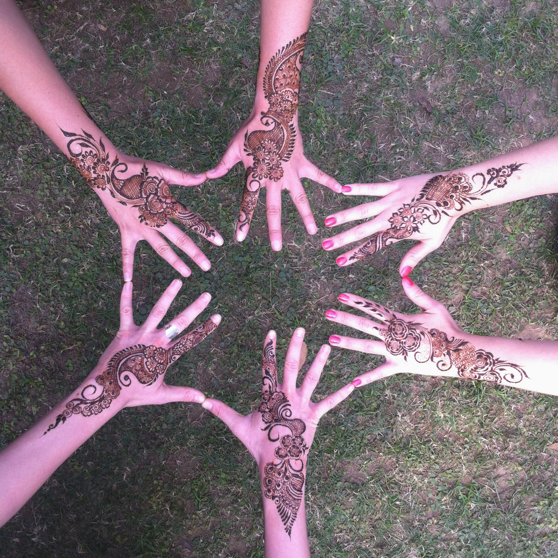 Wedding India Henna hands