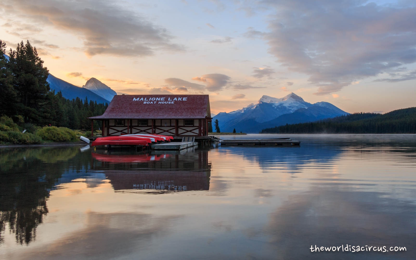 Sunrise at Maligne Lake